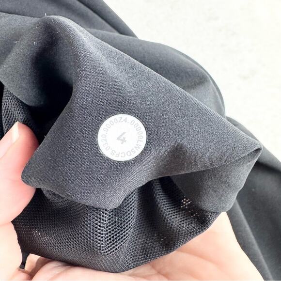 Lululemon Keep Moving Drawstring Athleisure Pant 7/8 High-Rise Black Size 4 - Picture 16 of 16